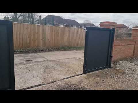 23ft Massive Cantilever Sliding Gate - MS Gates