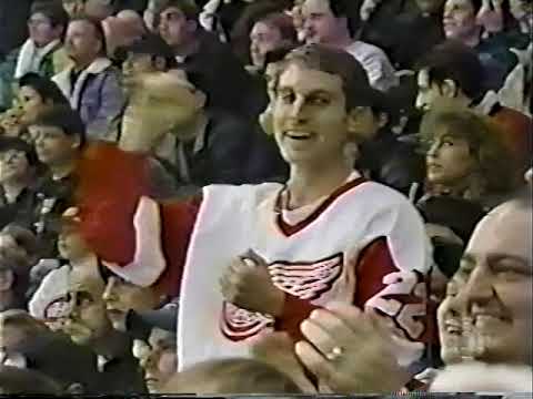 Detroit Red Wings vs. Montreal Canadiens . December 2, 1995