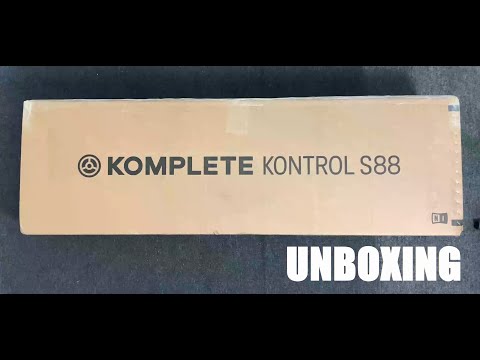 Native Instruments Komplete Kontrol S88 Mk2 Unboxing in a minute!