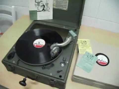 WWII  V-Disc # 1  "Blue Skies" Frank Sinatra & Tommy Dorsey Oct.1943