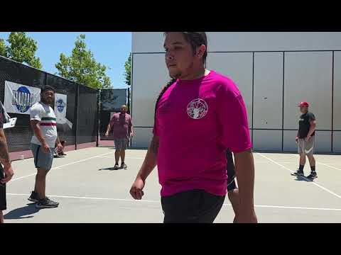 Una wall tournament Steve/Louis vs Magic/Abe