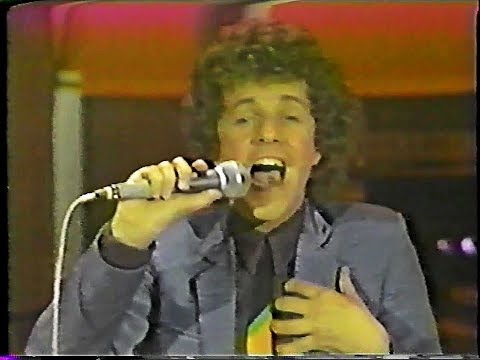 Leo Sayer More Than I Can Say (Remastered) Live