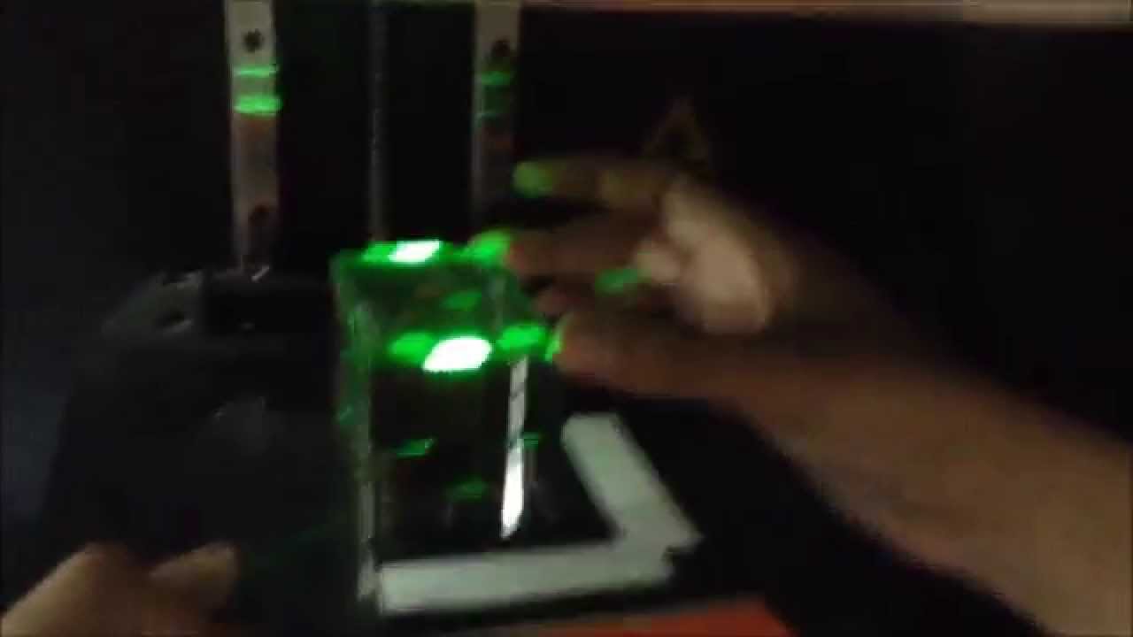 Cómo funciona Grabadora Cristales 3D láser