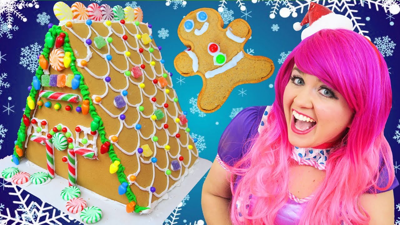 Decorating Christmas Gingerbread Deluxe House | DIY Wilton Candy Gingerbread House | KiMMi THE CLOWN