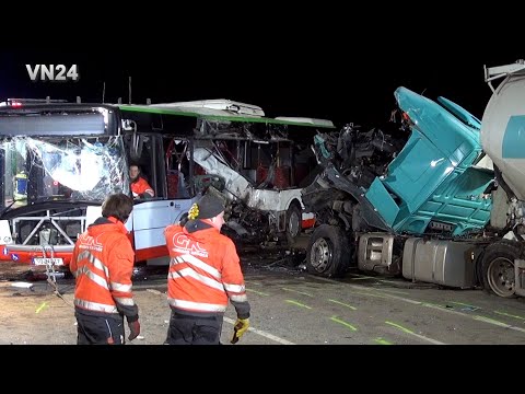 VN24 - Salvage after serious accident involving school bus and truck (part 2)