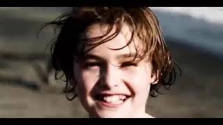 Foo Fighters feat. Billy - Stranger Things (Have Happened)