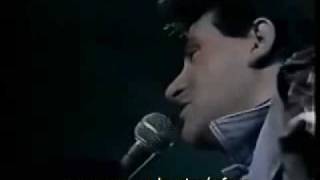 Miguel Mateos - Un Mundo Feliz (1985) - Live Rockas Vivas - Luna Park (letra subtitulada)