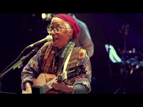 Cátia de França - Cocos e Emboladas - Pout Pourri  (Ao Vivo)