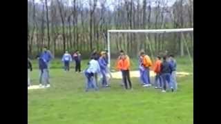 preview picture of video 'NK Vatrogasac Husain - Dinamo Zagreb (10.4.1990.)'