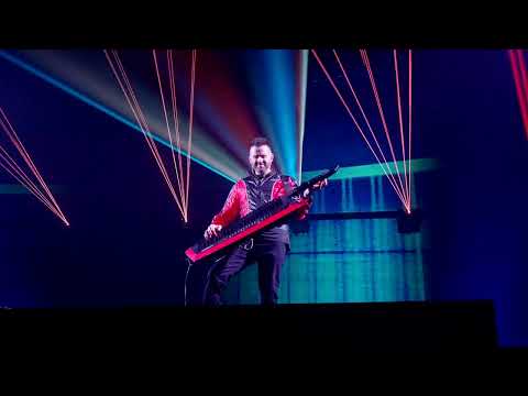 house in the streetlight (live at LSR/CITY CYBERPUNK)