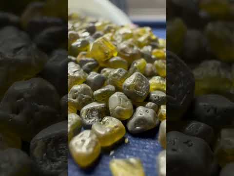 Synthetic Cotted Diamond