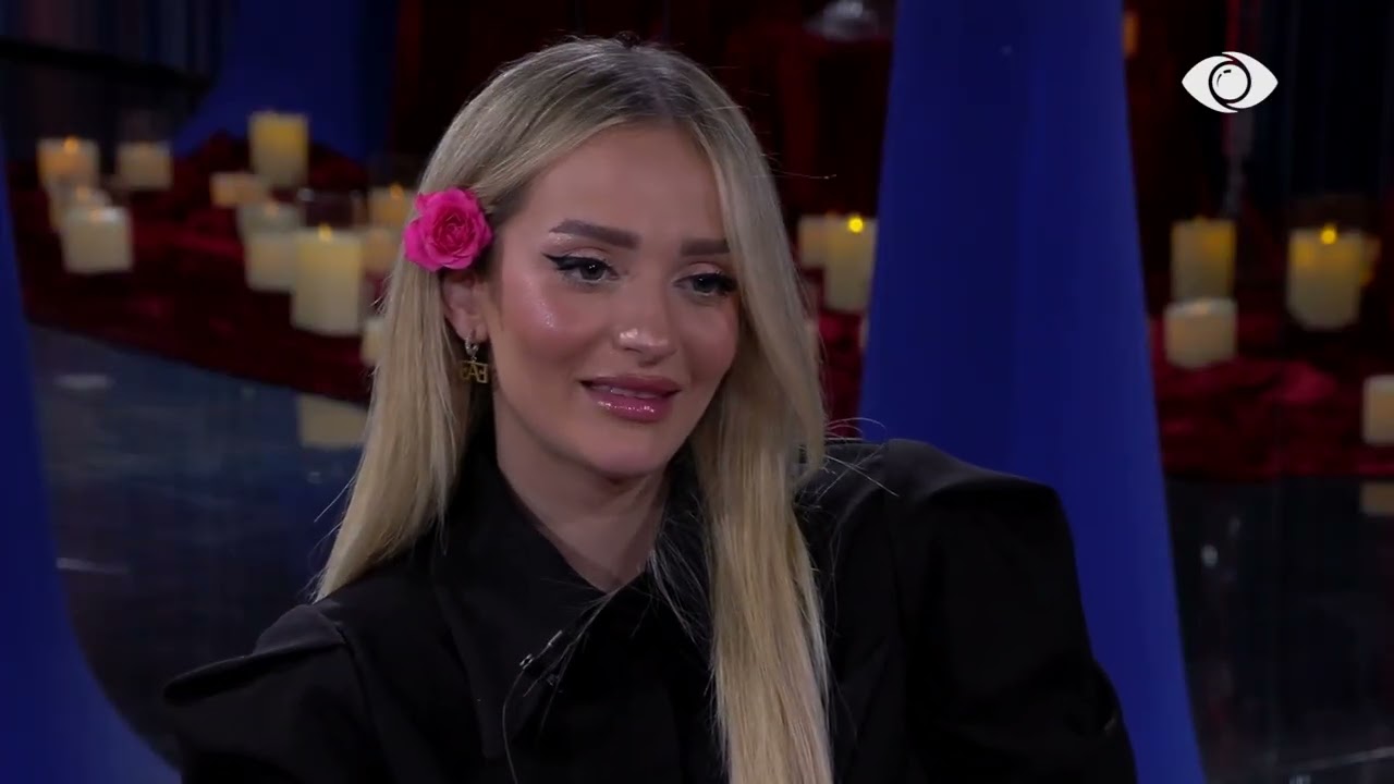 “Kjo këngë është për ty”/ Gimbo i dedikon këngë Selin gjatë mbrëmjes së tyre