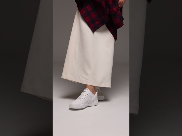 Чоботи жіночі шкіряні байка хутро 592641 Чорний Кеди жіночі 591822 Білі