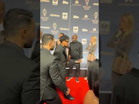 🥶 Le visage fermé de Lamine Yamal en quittant le London Palladium Theatre #ballondor #yamal