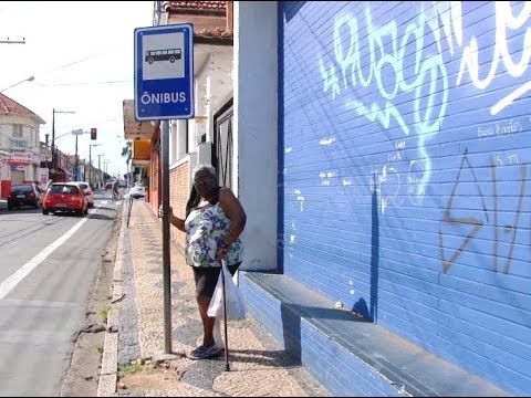 População reclama das condições de pontos de ônibus em Rio Claro