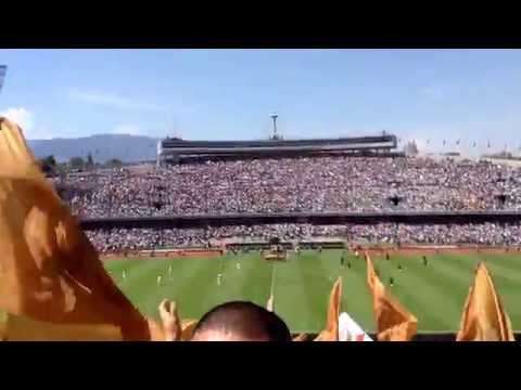 "Entrada de la Rebel - Pumas vs América J7 2015" Barra: La Rebel &bull; Club: Pumas