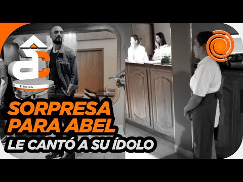 Una moza cordobesa sorprendió a Abel Pintos y le cantó uno sus temas