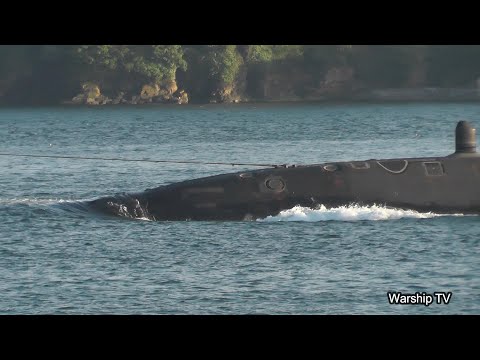 ROYAL NAVY SUBMARINE HMS TRIUMPH S93 LEAVES DEVONPORT NAVAL BASE AT RUSTY ANCHOR (HIGHLIGHTS)