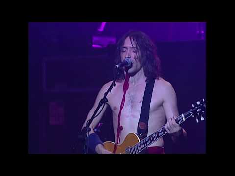 Extremoduro - Sucede (Directo, 2002)