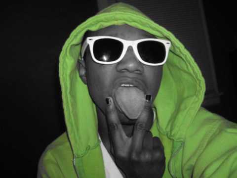 Twiggy Feat Lo- Give me a Shot!