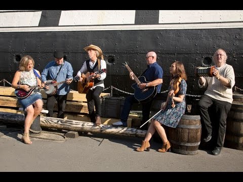 Barry Walsh Band ' Bring Her Home ' -The story of the SS Great Britain