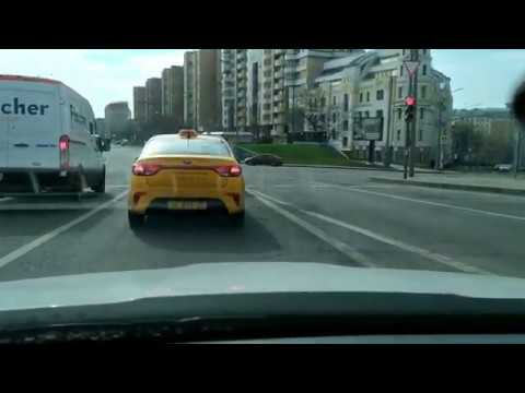 Шкода Октавия А7!!! ДПС. Яндекс Такси. 3-е апреля пятница.Что с работой в Москве?