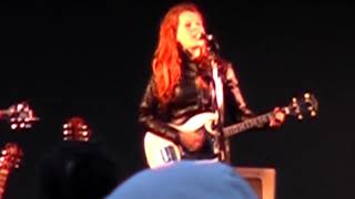 Neko Case - Deep Red Bells (live Seattle zoo 2005)