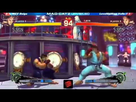 SSFIV:AE v2012 - Daigo Umehara vs. Alex Valle (p1/2) - Unveiled 2013