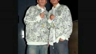 AGARRALE EL PANTALON ALEXIS &amp; FIDO