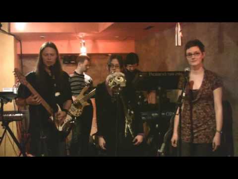 Ēnu kaleidoskops - Dziesma par pūcēm