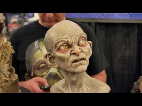 Mark Newman sculptures booth @ Monsterpalooza 2022
