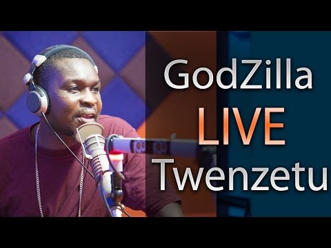 GodZilla Amjibu One Incredible Kuhusiana na MaRapa pamoja na Mc`s