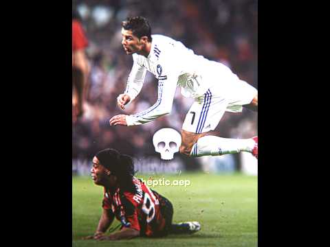 This Cold Moment Of Ronaldo And Ronaldinho 🥶 #ronaldo #ronaldinho #shorts #footballedits #fyp #viral