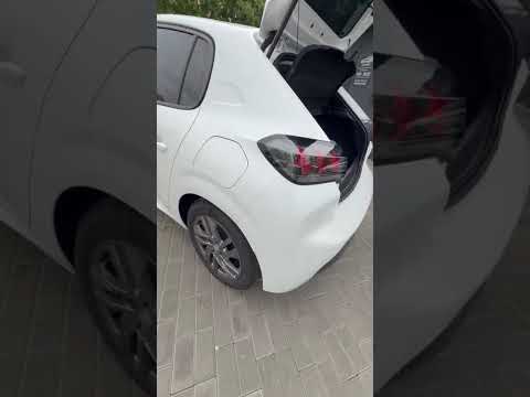 фото peugeot 208 ii 0