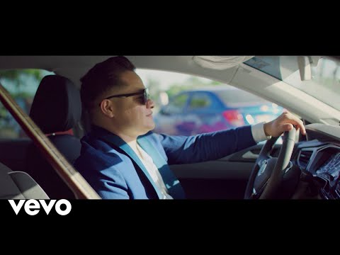 Miniatura de Llorando En Un Carro Del A&ntilde;o