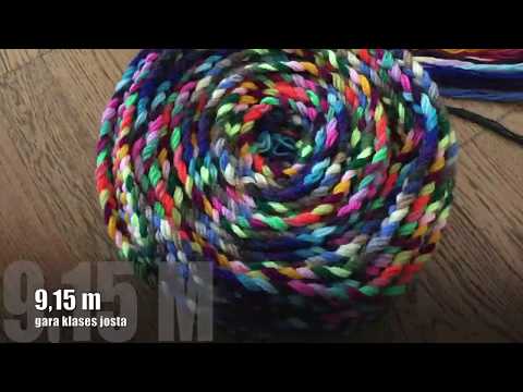 garākā josta, kuru vienlaicīgi izgatavoja visi klases bērni