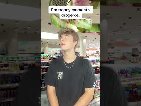 Ten trapný moment v drogérce🤣 #czech #shorts #fyp #vtip #sketch #youtubeshorts