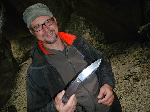 Bob der Bushcrafter, Klamm und Messer Zeit