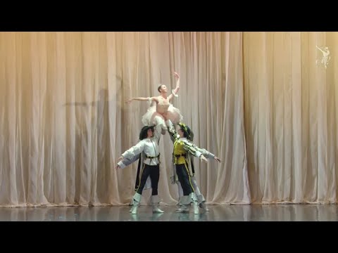 Maria Koshkaryova (Age 17) - Rose Adagio from Sleeping Beauty (Vaganova Academy)