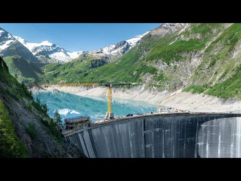 Mega-Kran im Hochgebirge | SWIETELSKY erhöht Talsperre Limberg