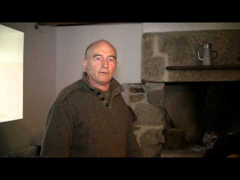 00029 Gwerz Iffig paour gant Christophe Kergourlay