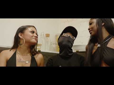 4MF - Mood  [Official Music Video]