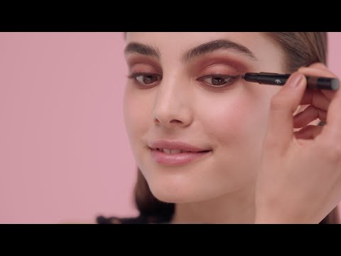 download lagu mp3 mp4 Chanel Summer Makeup 2017, download lagu Chanel Summer Makeup 2017 gratis, unduh video klip Chanel Summer Makeup 2017