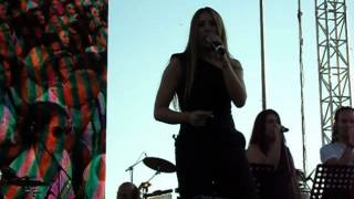 Melis Dağ - Rolling in the Deep - 14.10.2012 Nilüfer Beşiktaş Meydan Konseri