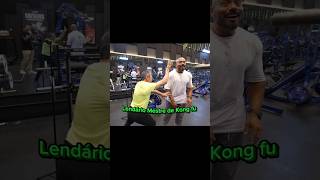balestrin se assustou com os golpes do mestre de Kong fu!