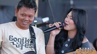 Download lagu Laila Canggung - Lusyana Jelita - OM. Adella at GogikFest Vol.3 | SMS Production mp3