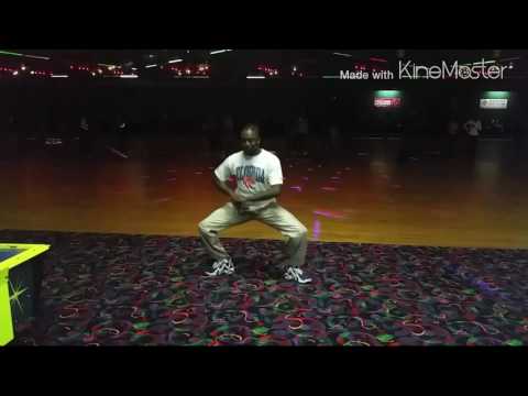 Tru dancers.   Having fun