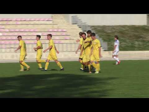 Mihai Dodon șterge păiangenul din poarta celor de la FC Stauceni. În FC Stăuceni vs CS Atletic 3:1