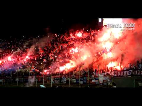 "Impresionante recibimiento | Hinchada Nacional" Barra: La Banda del Parque • Club: Nacional