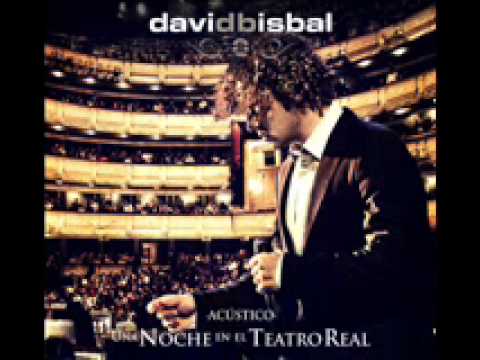 Videoclip de Adoro (Versión Acústica / Una Noche En El Teatro Real / 2011) — David Bisbal